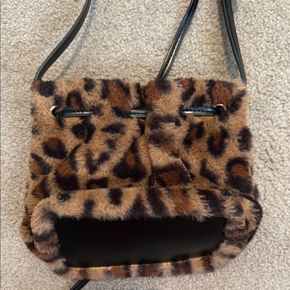 Imoshion Brown and Black Crossbody Bag with Leopard Print - Picture 4 of 13